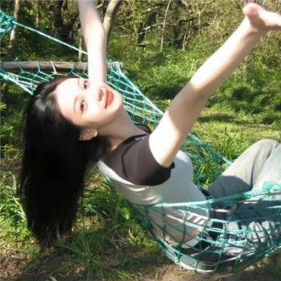穿网球鞋的电脑